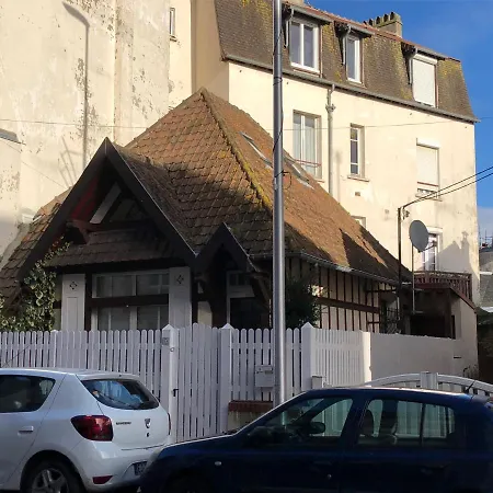 Gare Des * Deauville