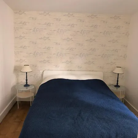 Casa de Férias Charmante Maison Coeur De La Gare Des