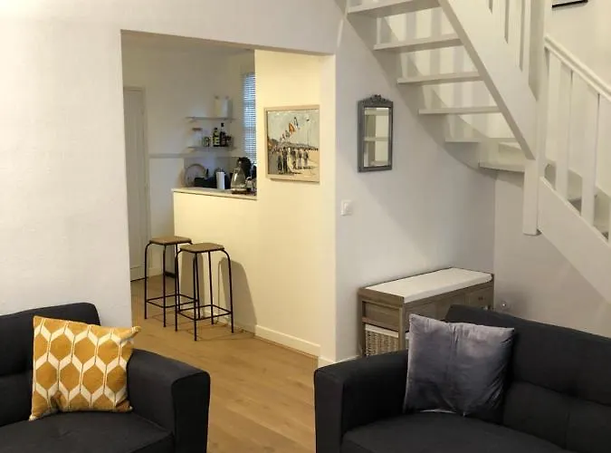 Charmante Maison Coeur De La Gare Des 도빌